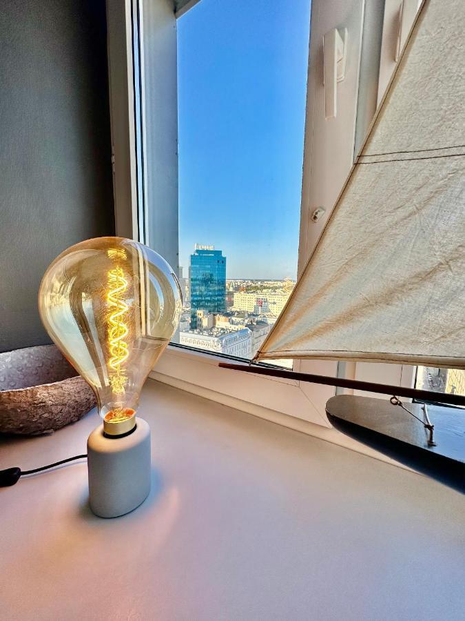ורשה Super Apartament Grey Centrum 2X Metro Fast Wifi 300 Mbs Netflix Appletv Smarttv Spotify Panorama Miasta מראה חיצוני תמונה