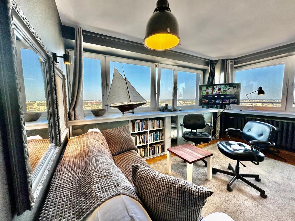 ורשה Super Apartament Grey Centrum 2X Metro Fast Wifi 300 Mbs Netflix Appletv Smarttv Spotify Panorama Miasta מראה חיצוני תמונה